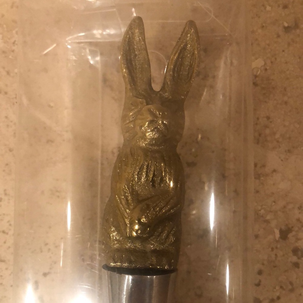 NWT Bunny Bottle Stopper - Picture 3 of 3